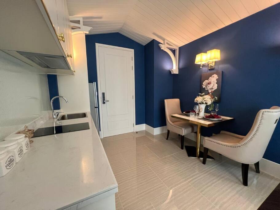 Grand Florida Waterpark Apartment Na Chom Thian